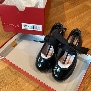 Capezio Girls Jr Tyette tap shoes - size toddler 6